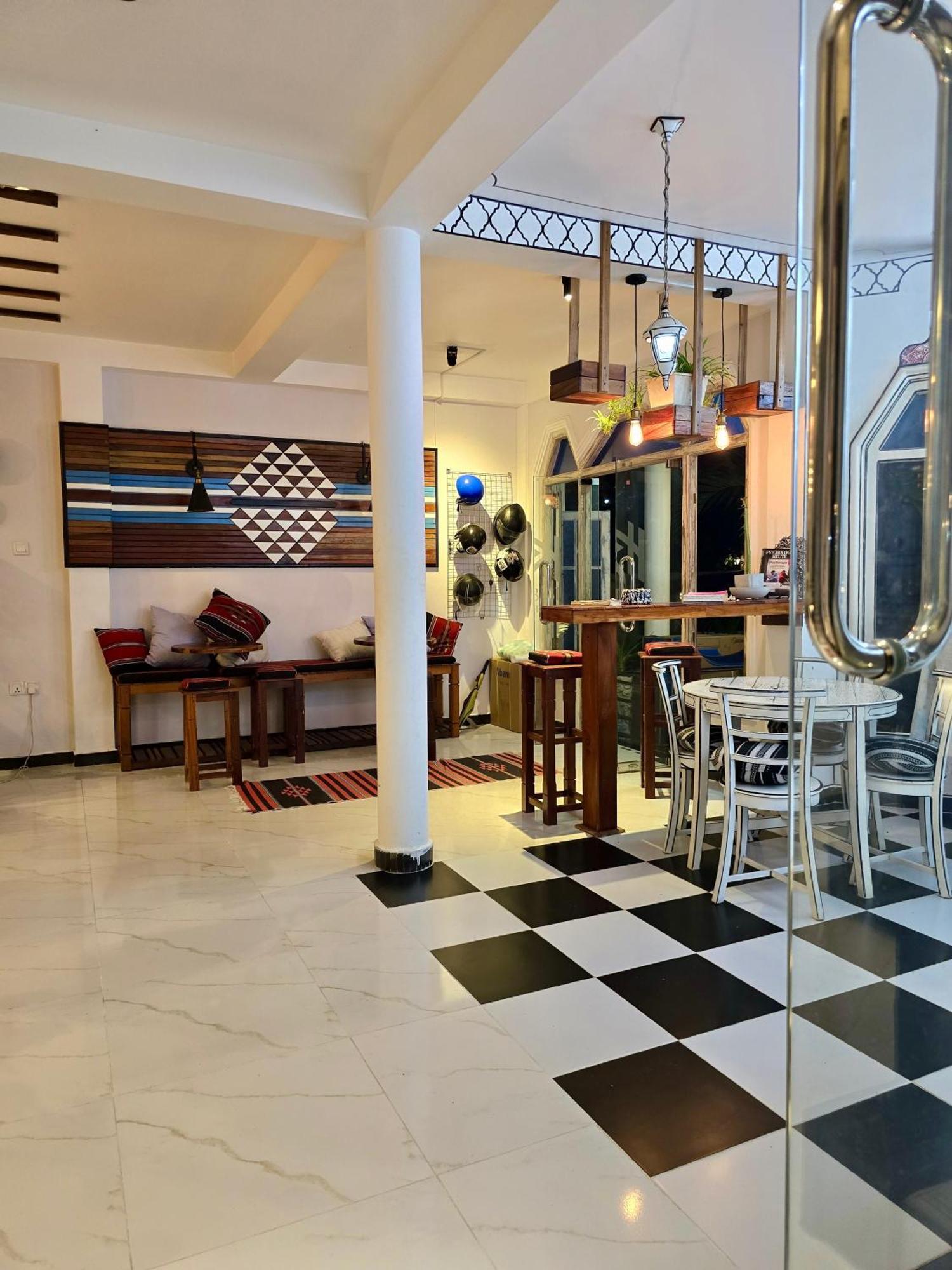 Habibi Hostel & Restaurant Unawatuna Luaran gambar